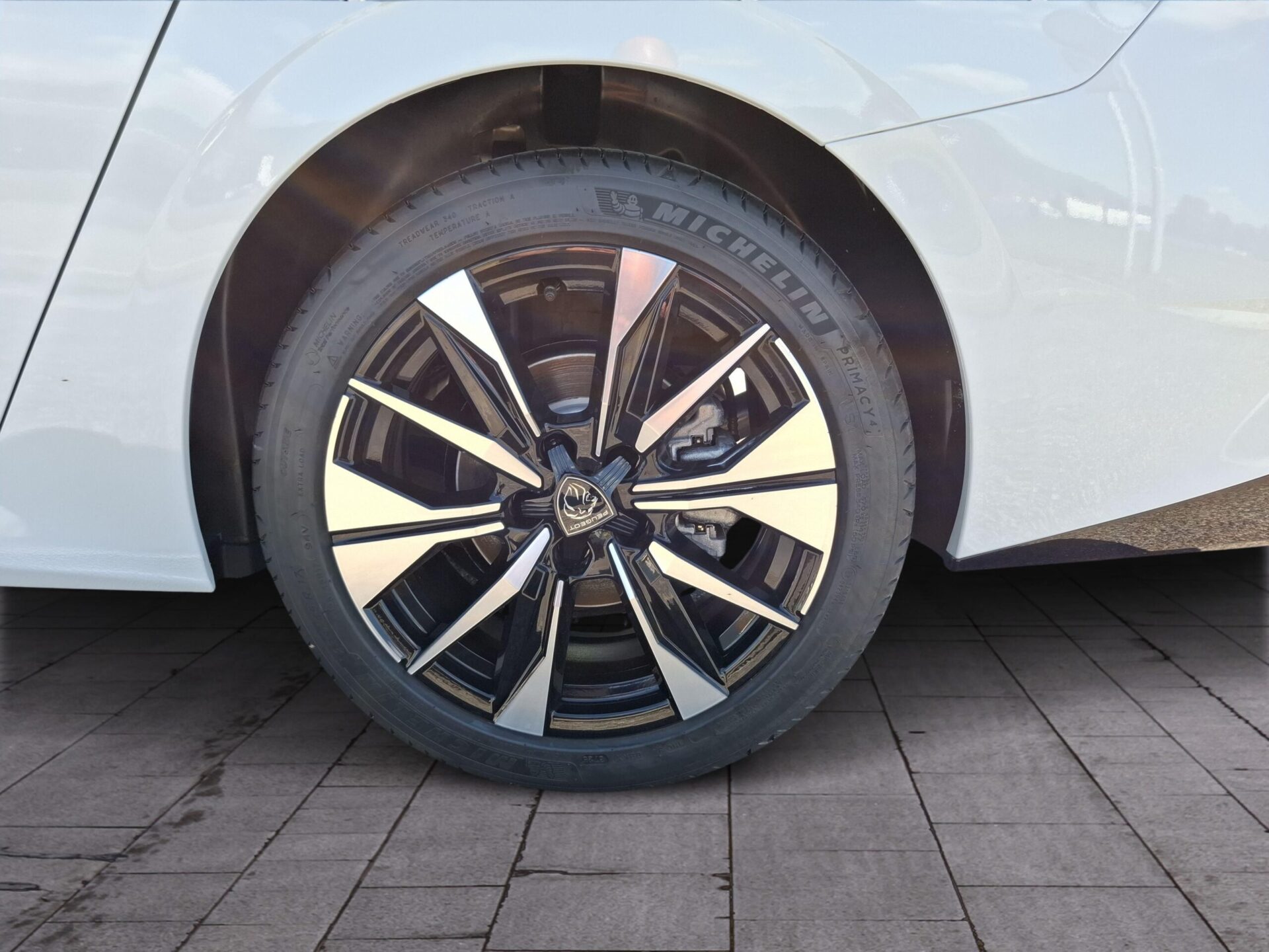 new 308 sw allure hybrid 145k e dcs6 (mhev)