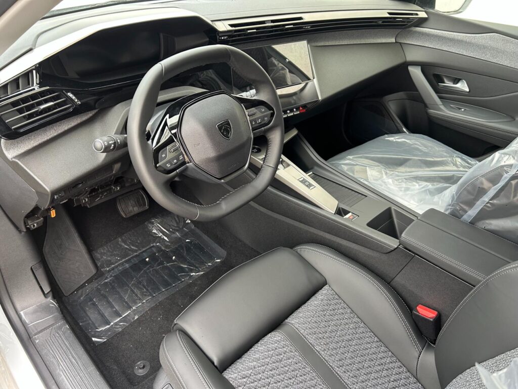 Peugeot NEW 308 SW ALLURE Hybrid 145k e-DCS6 (MHEV)