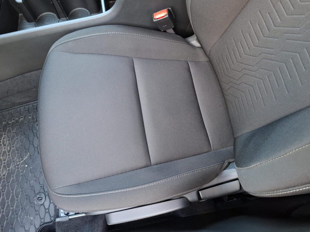 Hyundai KONA 1,6T-GDi 145,6kW/198k 7DCT 4×4 FAMILY