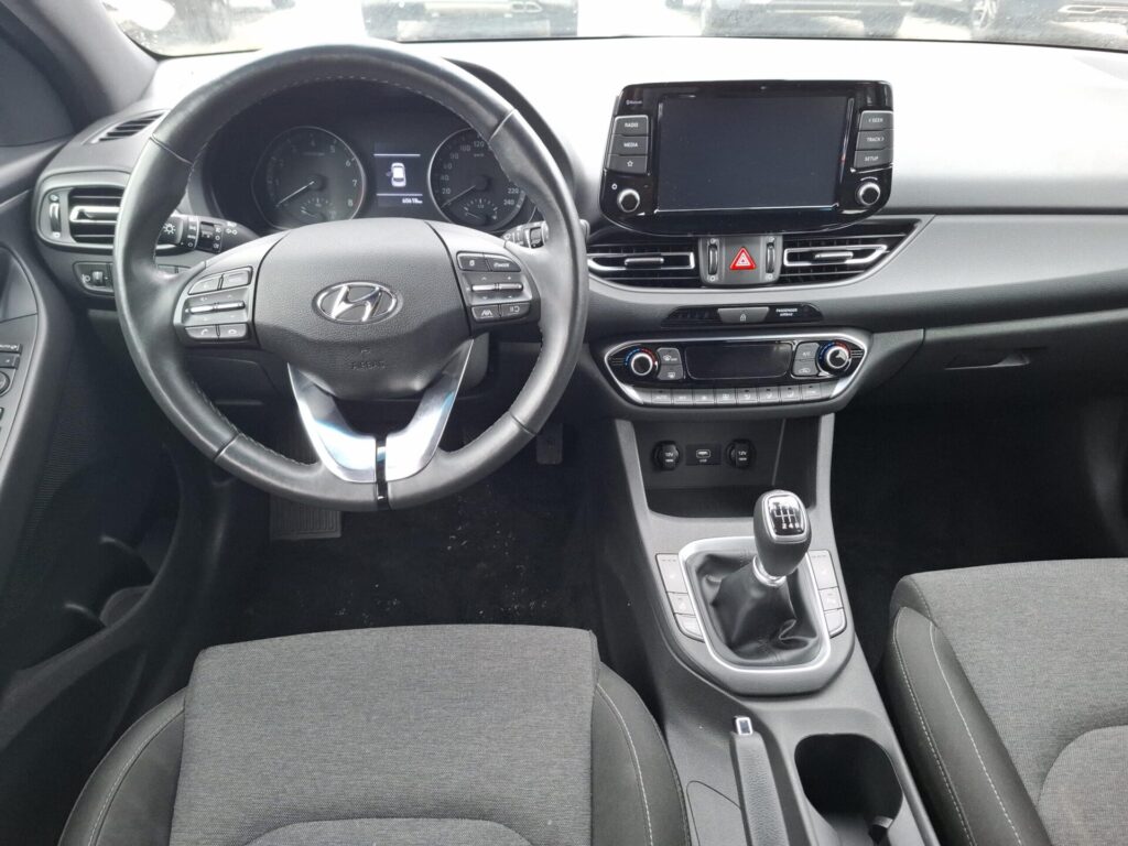 Hyundai i30 CW 1.5 T-GDi mHEV 6iMT Play