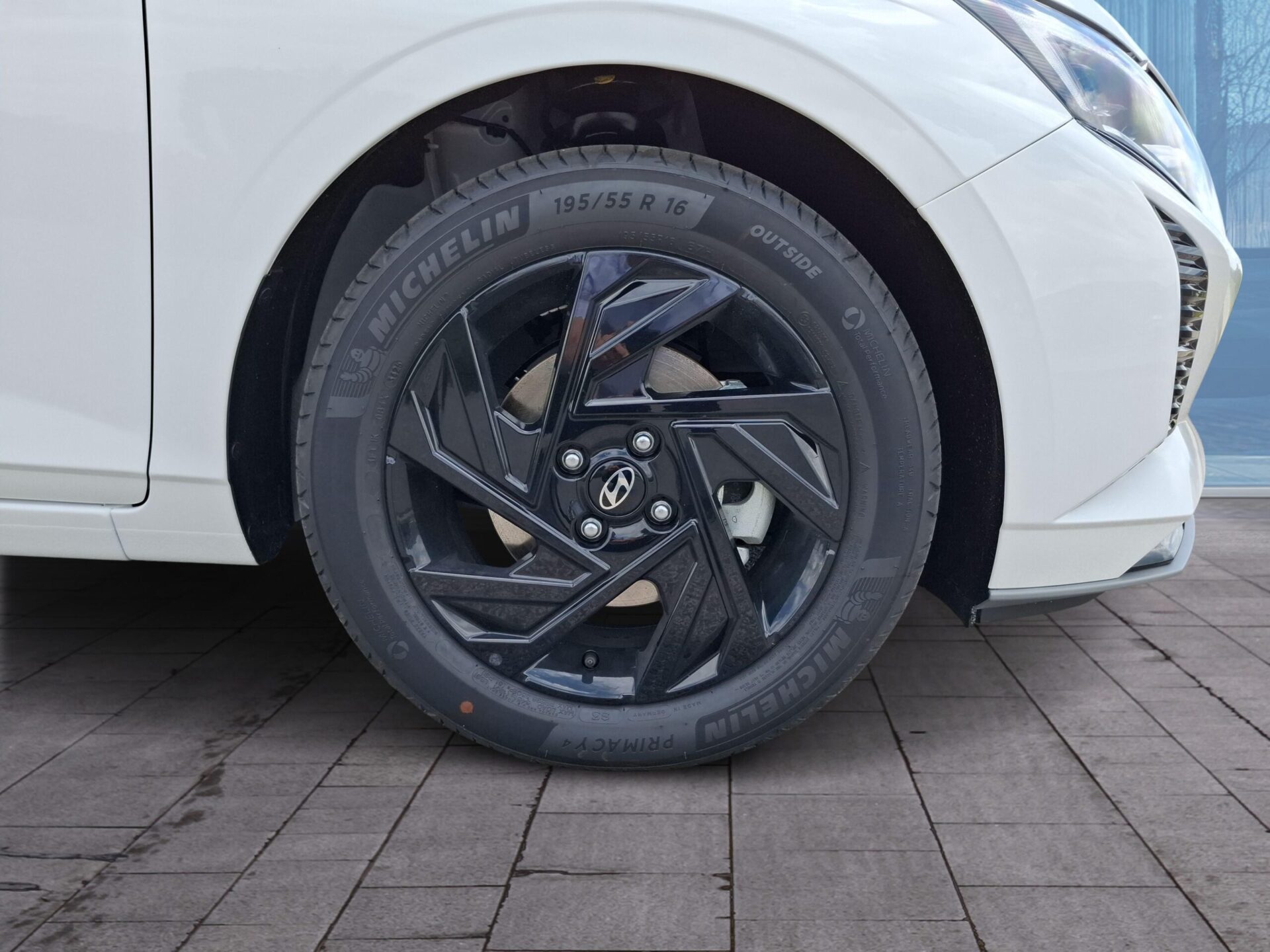 i20 fl 1,0t gdi 66kw/90k 6mt black edition my26