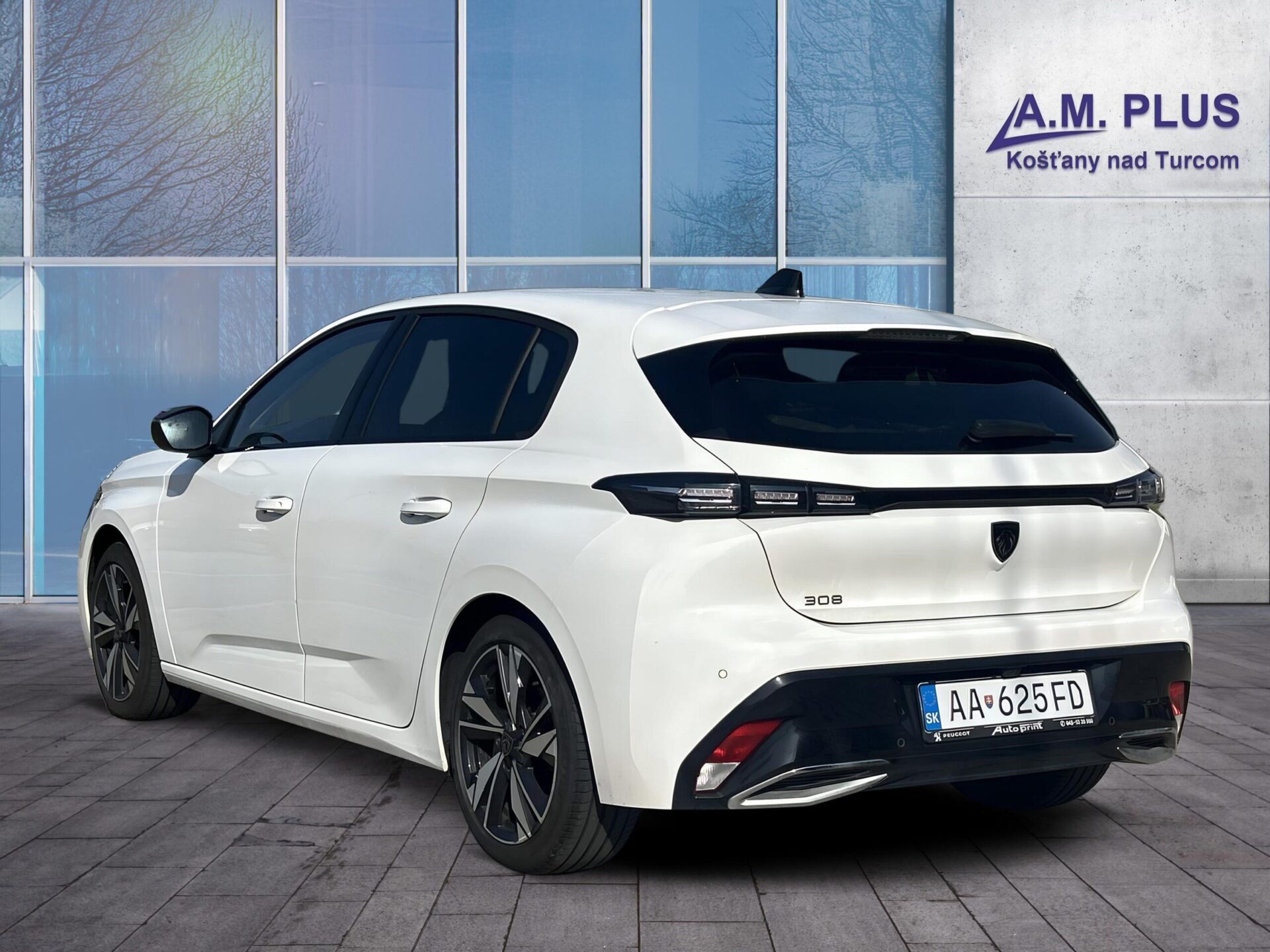 peugeot 308 allure pack puretech 130k bvm6 + predlžená záruka