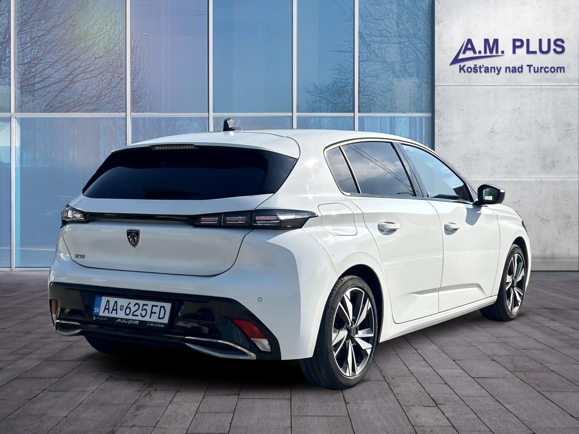 peugeot 308 allure pack puretech 130k bvm6 + predlžená záruka
