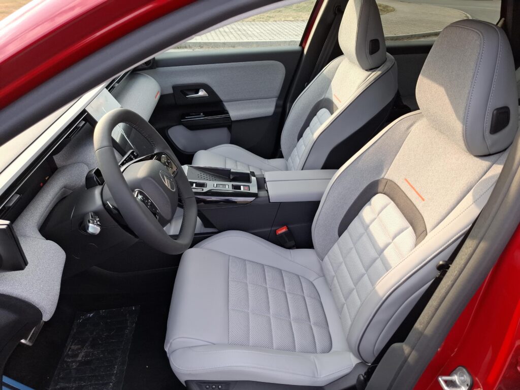 C5 AIRCROSS MAX Hybrid 145k ë-DCT6